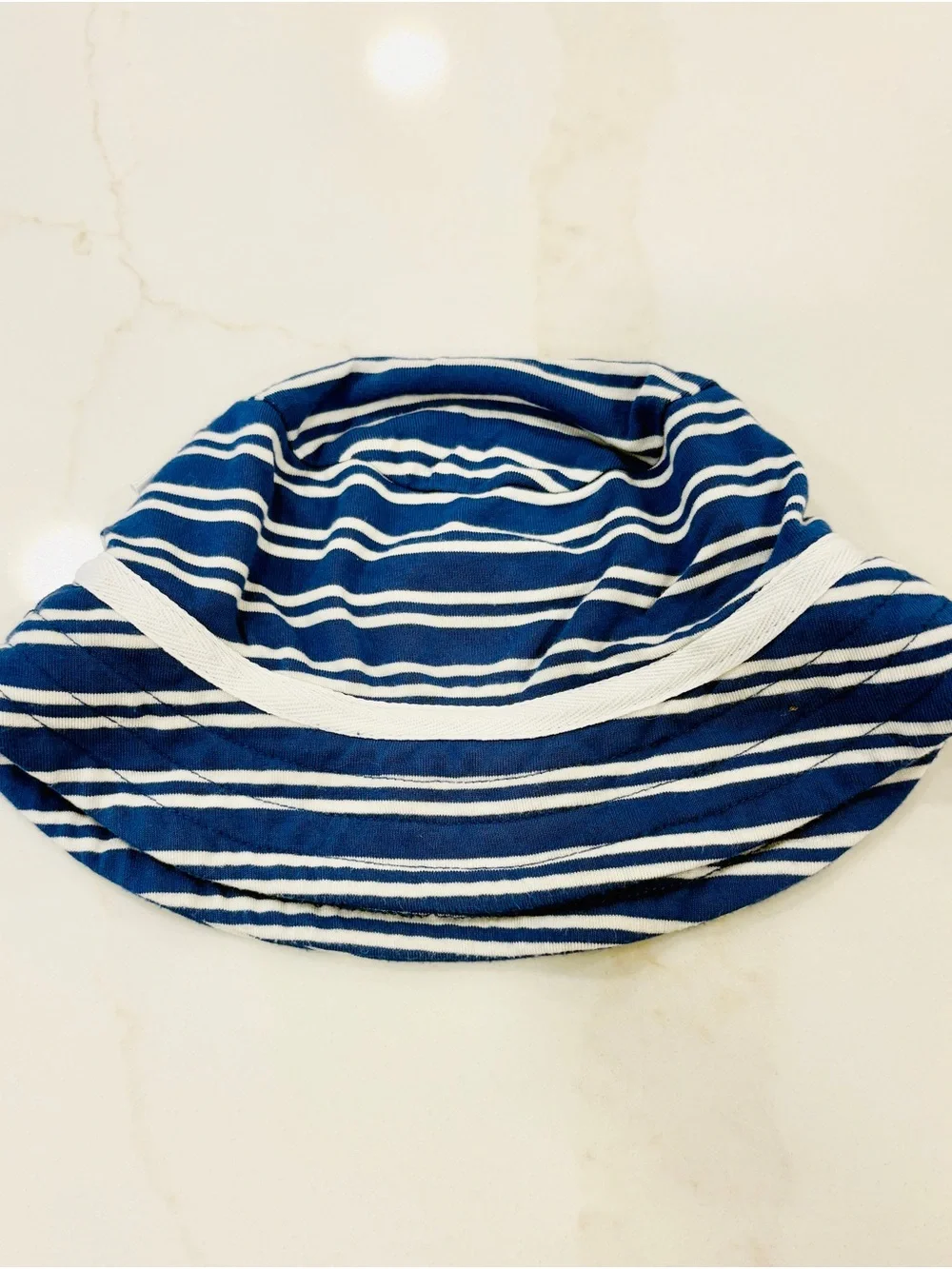 Infant Striped Blue & White Bucket Hat 12mo Lots of Stretch and Super Soft
